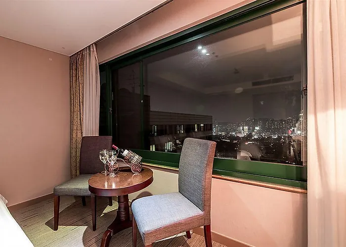 New Hilltop Отель 3*