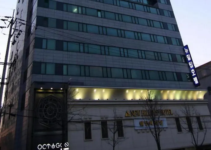 New Hilltop Отель